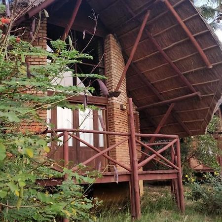 Simbamwenni Lodge And Camping Morogoro エクステリア 写真